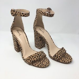 Quipid Leopard Print 4” Heel Size 9